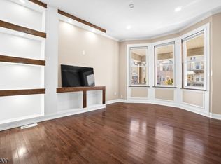 16 Sayre St, Elizabeth, NJ