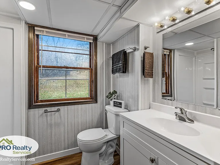 4725 Valley Rd — Photo 18