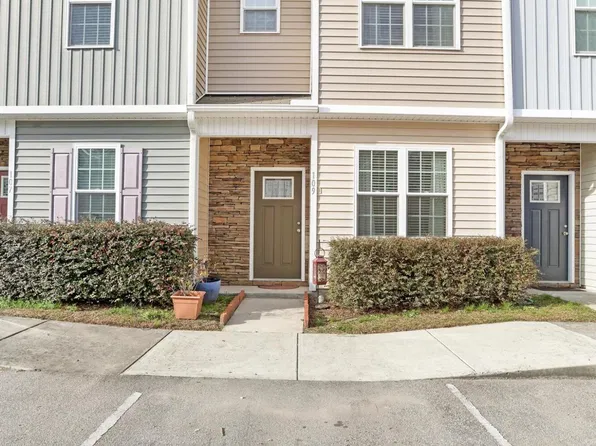 109 Beacon Woods Drive, Holly Ridge, NC 28445
