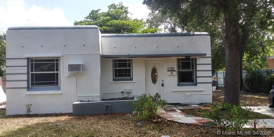 1st image of 1160 NE 131st St
