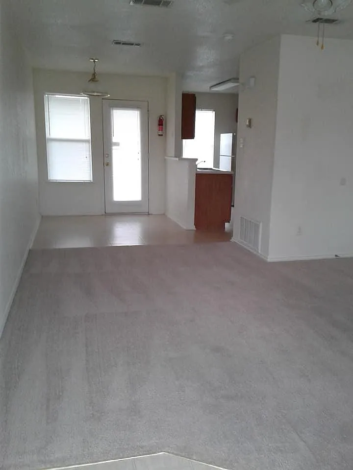 2 bed, 803 sqft, $825 — Photo 3