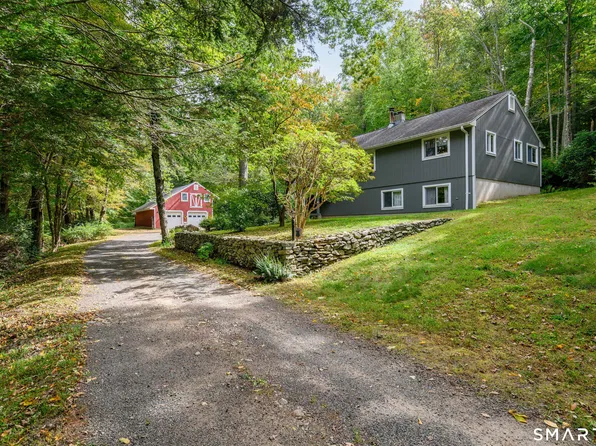2 Moosehorn Road, Roxbury, CT 06783