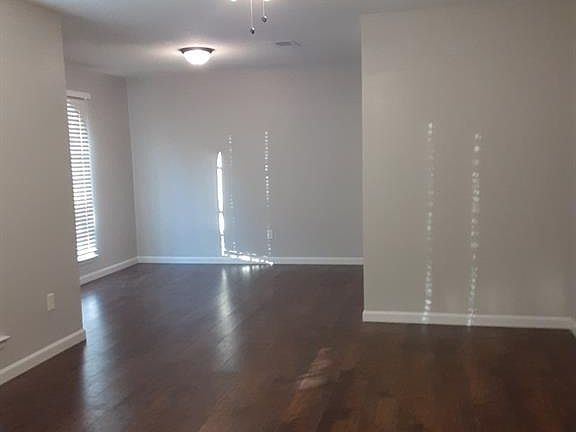 4th image of 3740 Holland St
