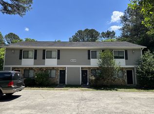 6320 Holcomb Way, Norcross, GA 30092