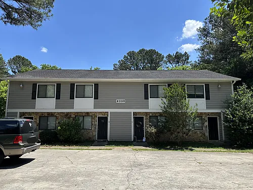 6320 Holcomb Way Photo 1