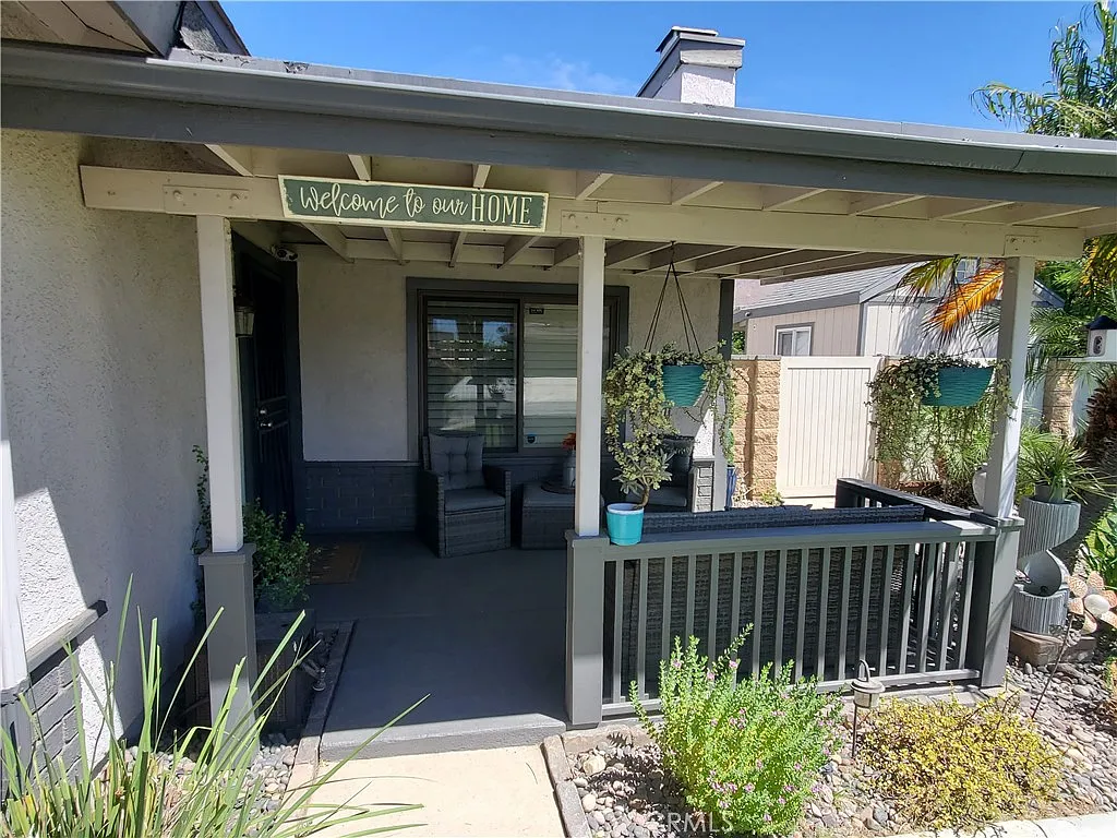 4 bed, 1435 sqft, $3,500 — Photo 4