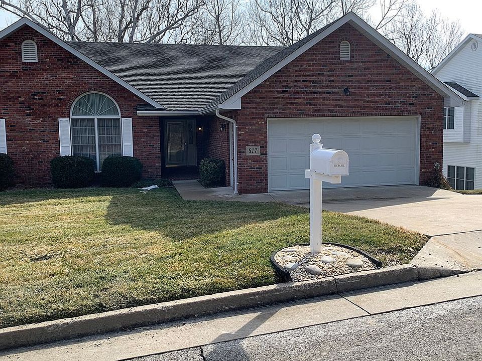 1st image of 817 Sumter Pl