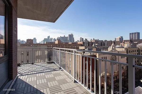 Sold by Corcoran | media 22