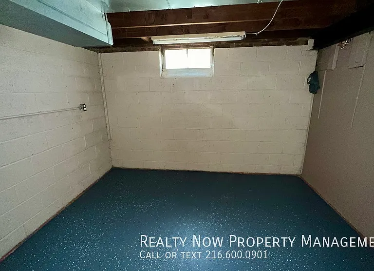 5200 Miller Ave — Photo 3