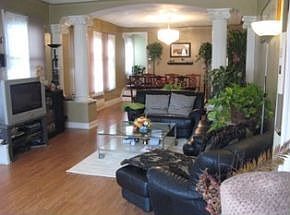2nd image of 430 Marine Ave