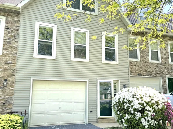 202 Oakridge Dr, Mountville, PA 17554