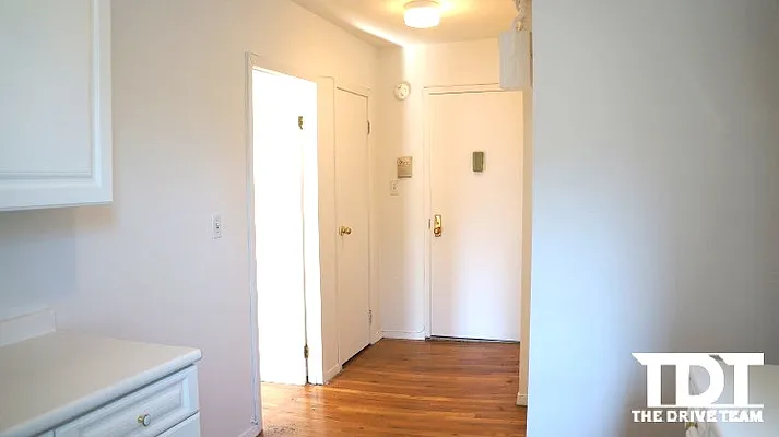 Rented by J Misrahi Realty Corp | media 22