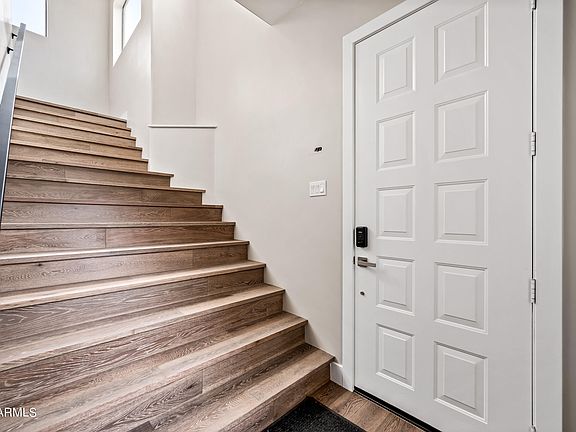 5th image of 8989 N GAINEY CENTER Drive #228