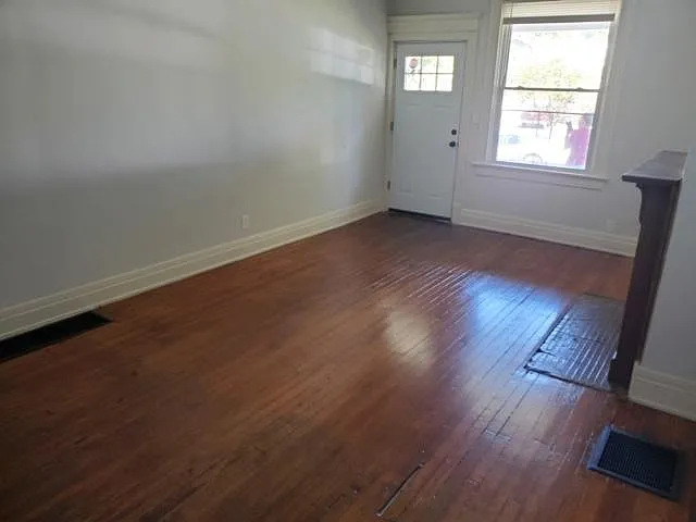 2 bed, 1150 sqft, $1,375 — Photo 2