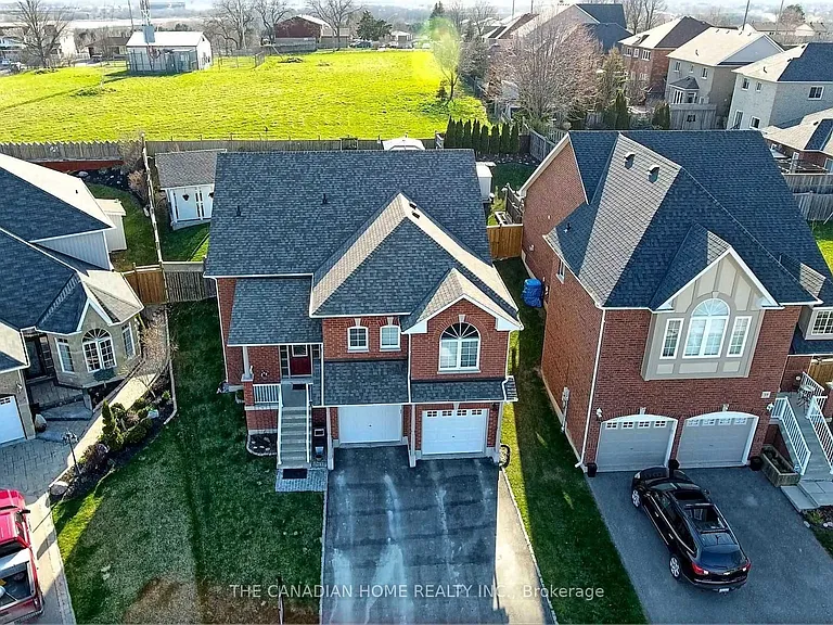 35 Cousins St — Photo 3