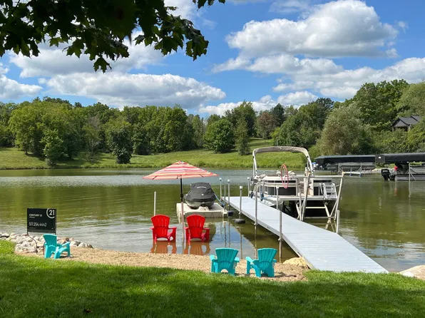 14376 Horn Dr, Camden, MI 49232