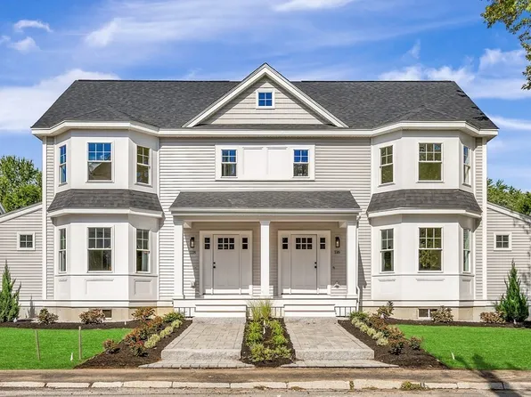 118 Conant St #118, Concord, MA 01742