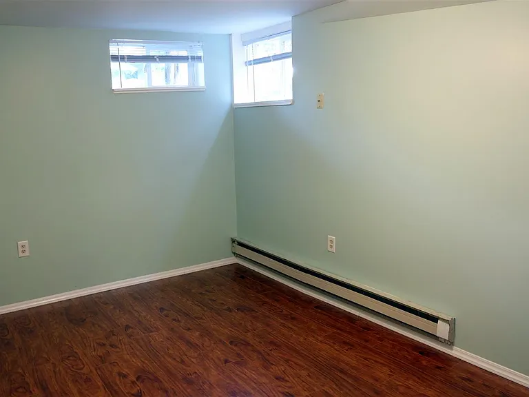 5245 12th Ave NE #BASEMENT — Photo 20