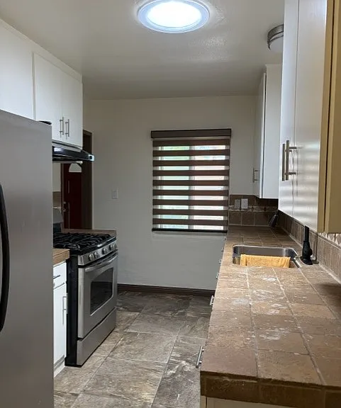 5909 Albemarle St — Photo 12