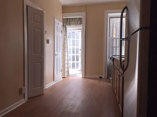 Rented by Capri Jet Realty Corp | media 6