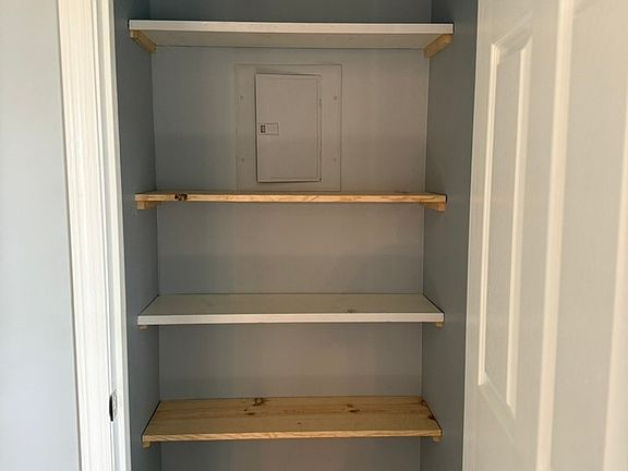 4th image of 1740 E Market St