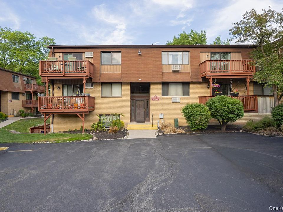 1st image of 386 Richard Court