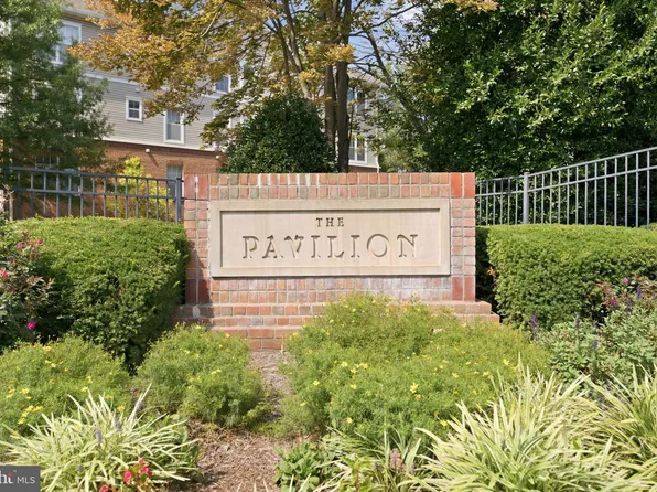 7000 Falls Reach Dr APT 407, Falls Church, VA 22043