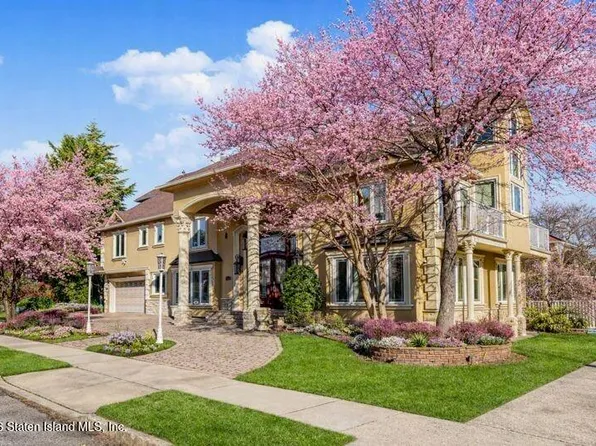 133 Ryan Pl, Staten Island, NY 10312