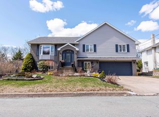 65 Appian Way, Dartmouth, NS B2X 3G4