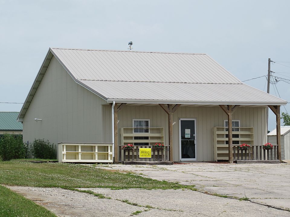 1st image of 606 E Us Highway 136