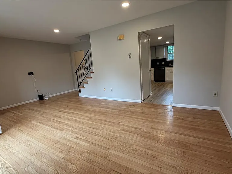 1809 Frankenfield St — Photo 13