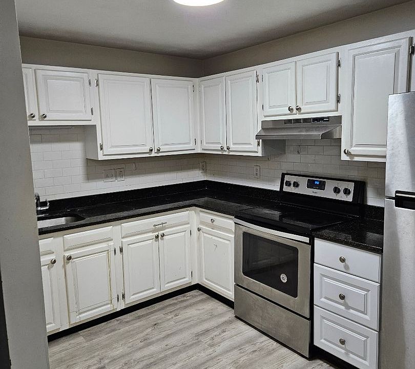 2nd image of 310 Thompson Rd APT 414
