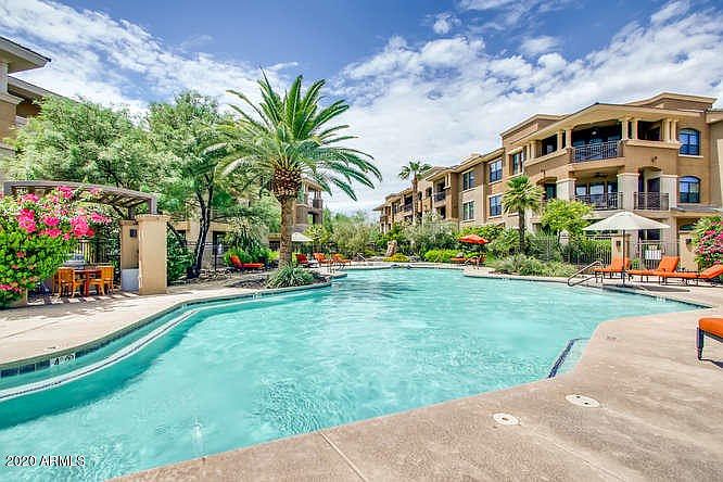 Corriente Resort Pool/Spa
