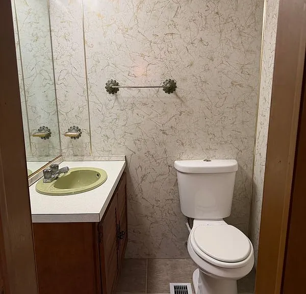 214 Market St #1 — Photo 15