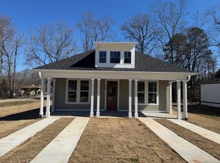 304 Poplar St, Travelers Rest, SC 29690
