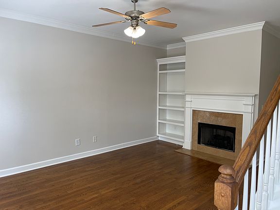 5th image of 407 Newport Meadows Cir