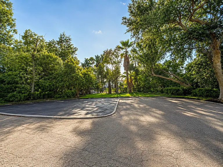 934 El Campo Dr — Photo 4