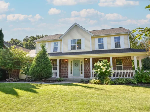N52W17267 Ridgewood DRIVE, Menomonee Falls, WI 53051