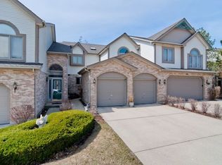 212 S Rush St, Itasca, IL 60143