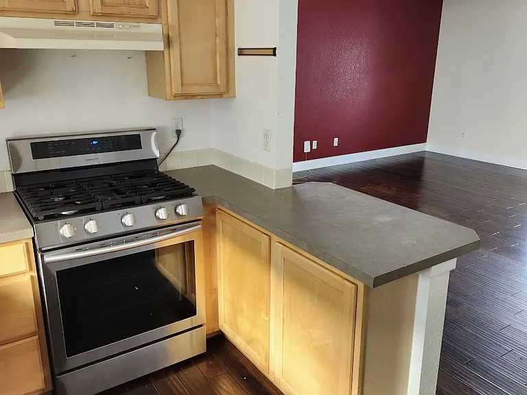 813 Arrowood St — Photo 12