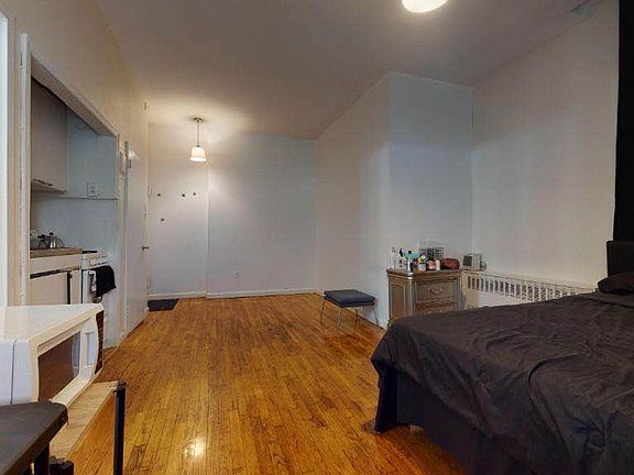 2nd image of 839 2nd Ave #2R
