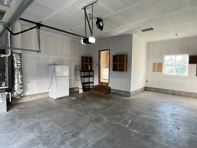 1341 Colony Ct — Photo 21