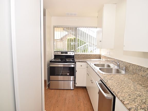 2nd image of 311 S Primrose Ave APT 1