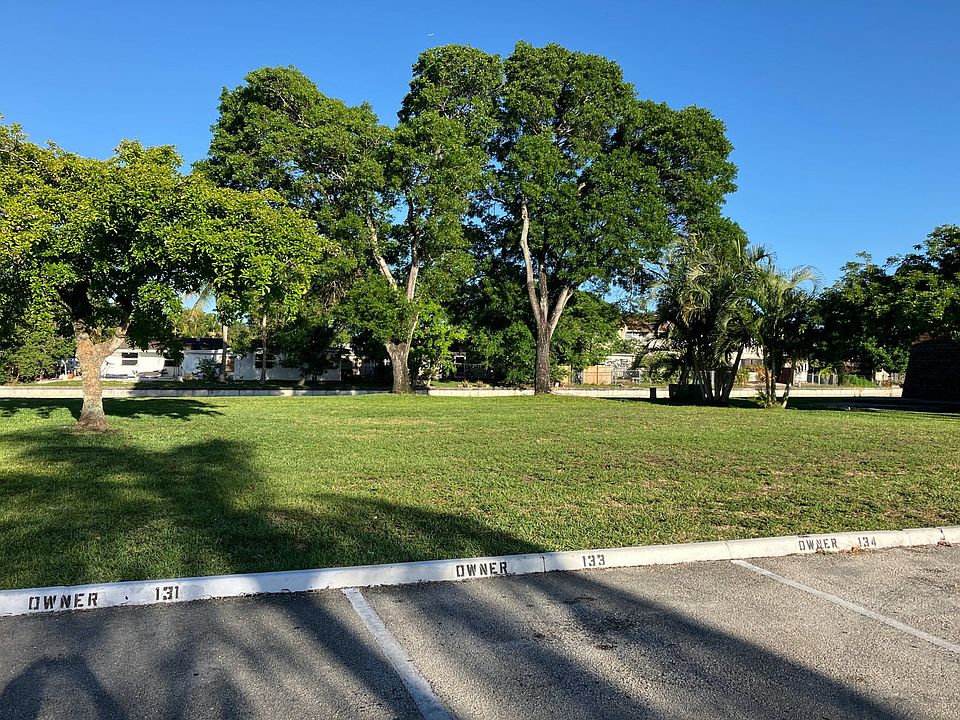 1st image of 134 San Remo Blvd