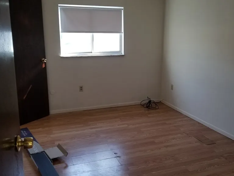 634 Collins Ave #3 — Photo 7