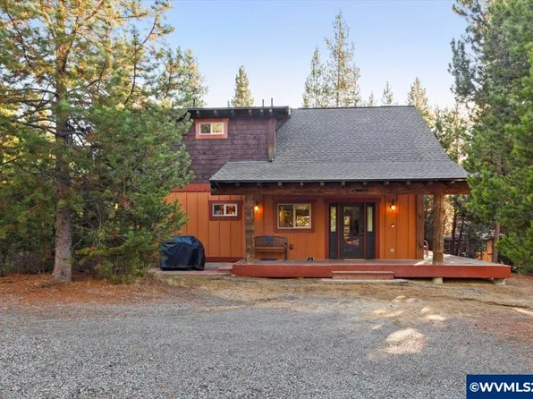 141152 Crescent Moon Dr, Crescent Lake, OR 97733