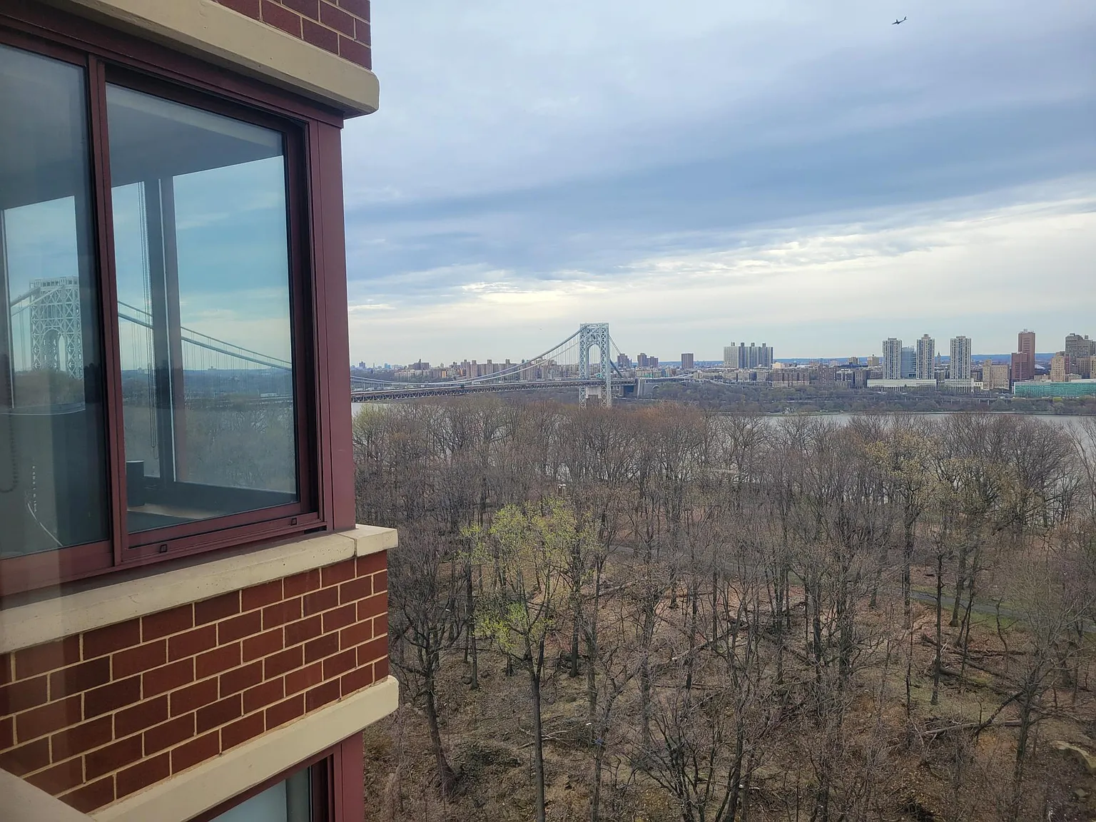 1 bed, 1.5 bath, 970 sqft, $3,200 — Photo 2