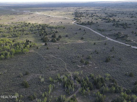 4th image of Arcadia Rd