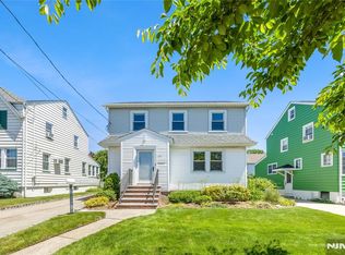 447 Sussex Rd, Wood Ridge, NJ 07075
