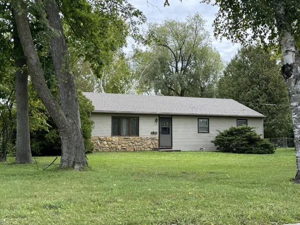 4821 Vista ROAD, Manitowoc, WI 54220